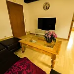 Apartment Bei Goscha Mit Schlossblick