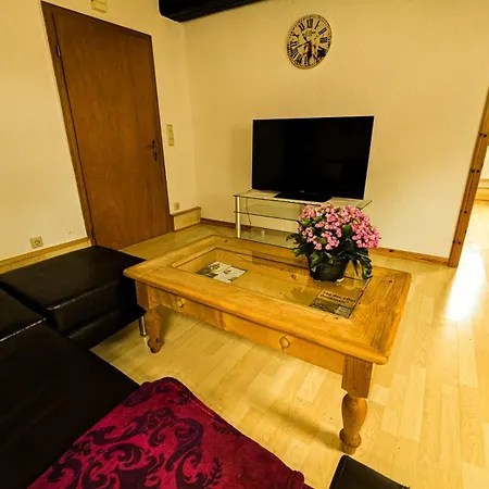 Apartment Bei Goscha Mit Schlossblick