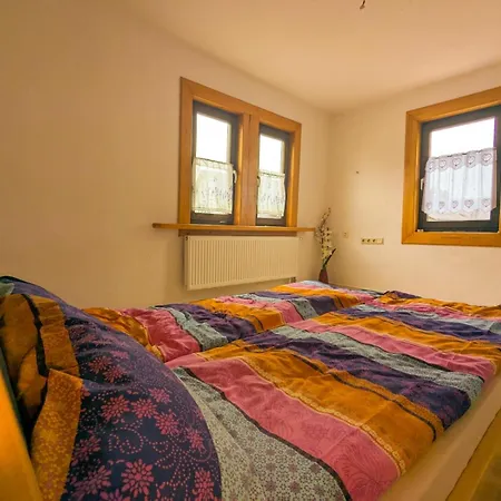 Apartment Bei Goscha Mit Schlossblick