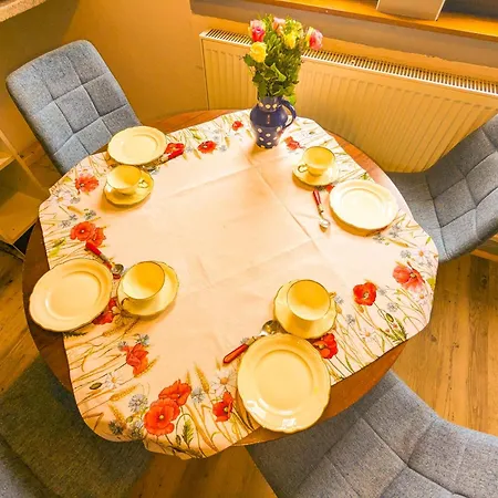 アパート Bei Goscha Mit Schlossblick