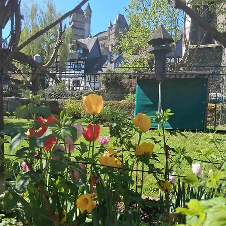 Appartement Bei Goscha Mit Schlossblick